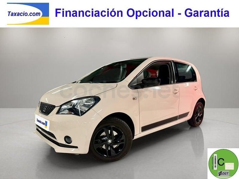 Usado Seat Mii Chic 75 CV (55 kW) 2015 Beige Utilitario