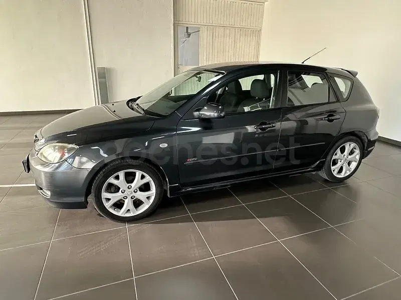 Usado Mazda 3 Sportive 109 CV (80 kW) 2008 Gris / plata Berlina