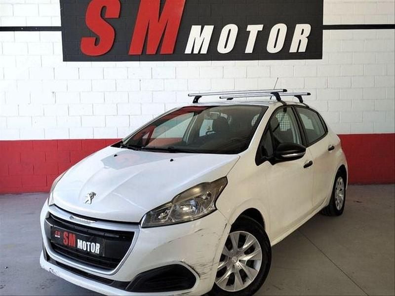 Blanco Usado 2015 Peugeot 208 Utilitario | 3990 € (Super precio) - Imagen 1/4