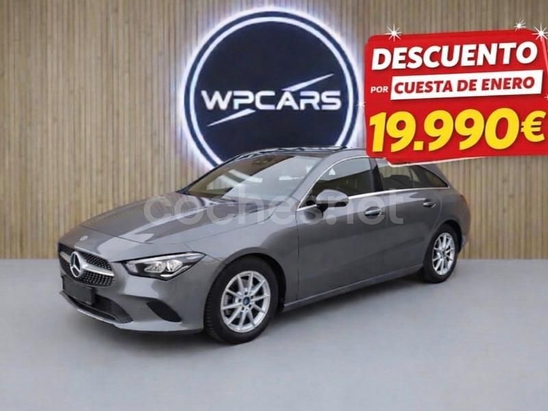 Gris / plata Usado 2020 Mercedes CLA200 Shooting Brake Familiar | 19.999 € (Super precio) - Imagen 1/4