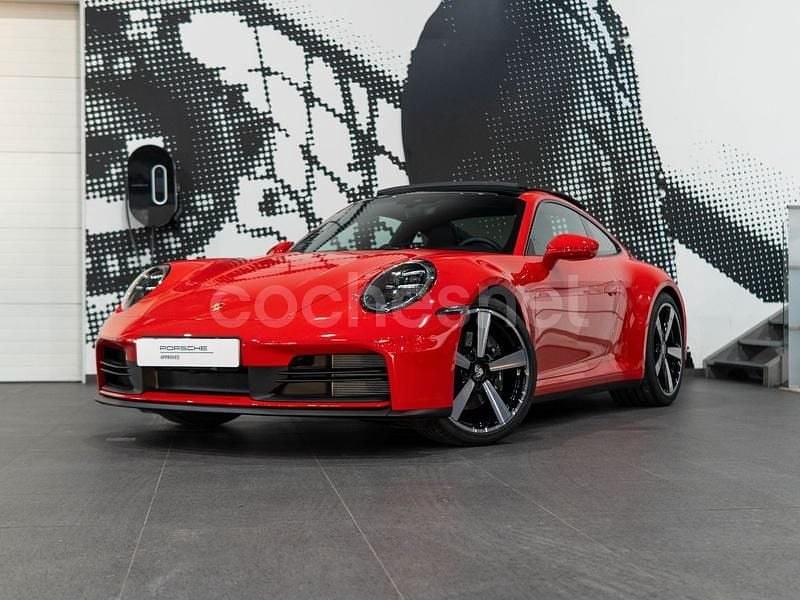 Rojo Usado 2025 Porsche 911 Carrera Coupe | 171.911 € - Imagen 1/4