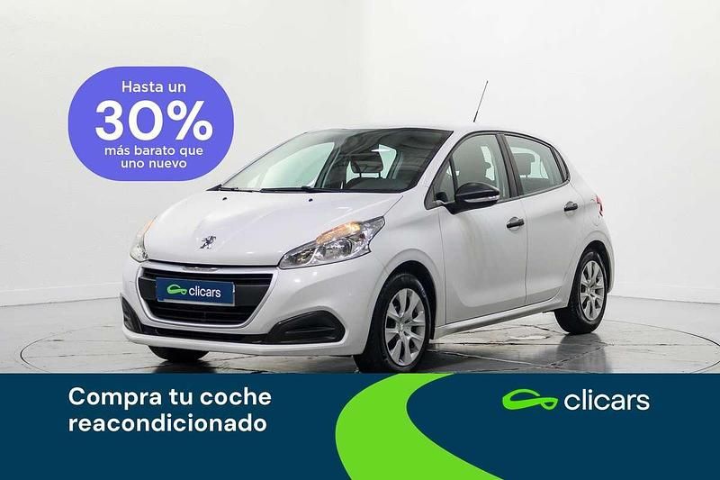 Blanco Usado 2018 Peugeot 208 Access Utilitario | 6690 € (Buen precio) - Imagen 1/4