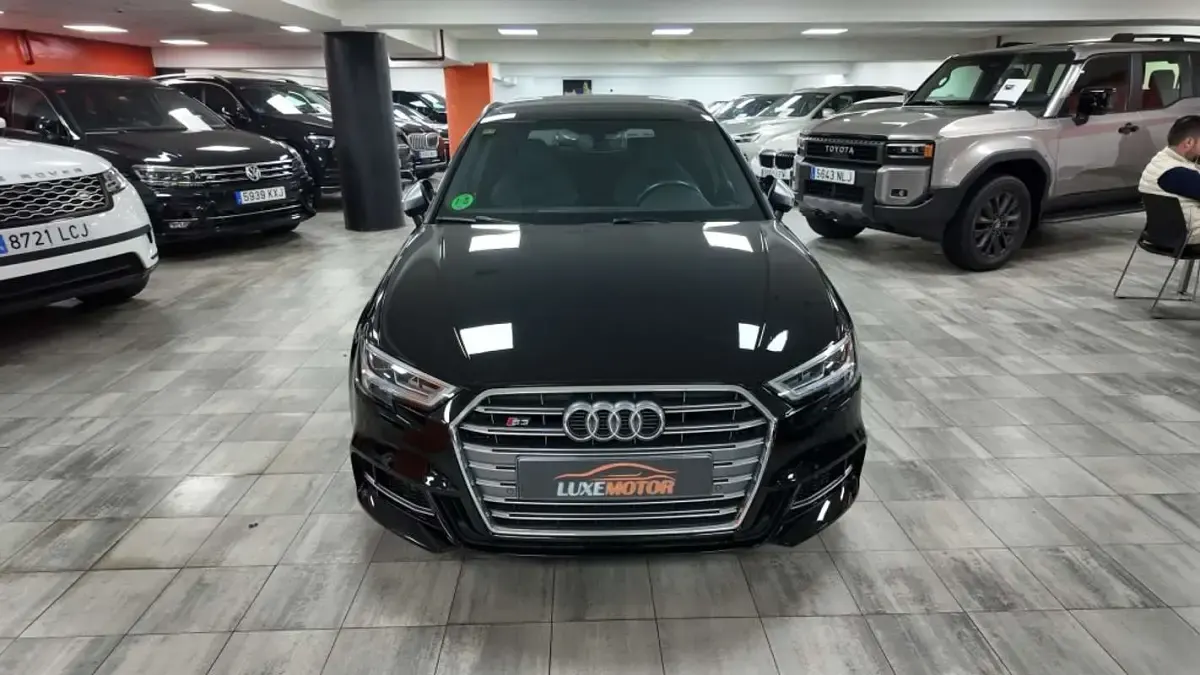 Usado Audi S3 Sportback 310 CV (228 kW) 2018 Negro Utilitario