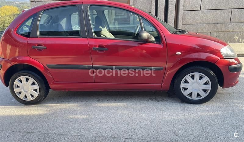Rojo Usado 2003 Citroën C3 Utilitario | 2800 € (Caro) - Imagen 1/3