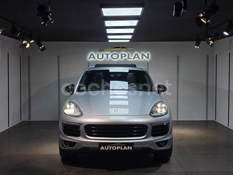 Usado Porsche Cayenne S 385 CV (283 kW) 2015 Gris / plata SUV