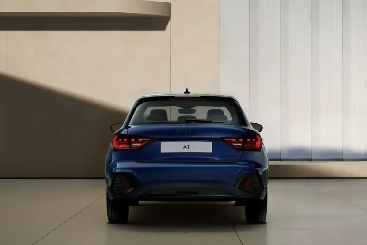 Nuevo Audi A1 116 CV (85 kW) 2026 Azul SUV
