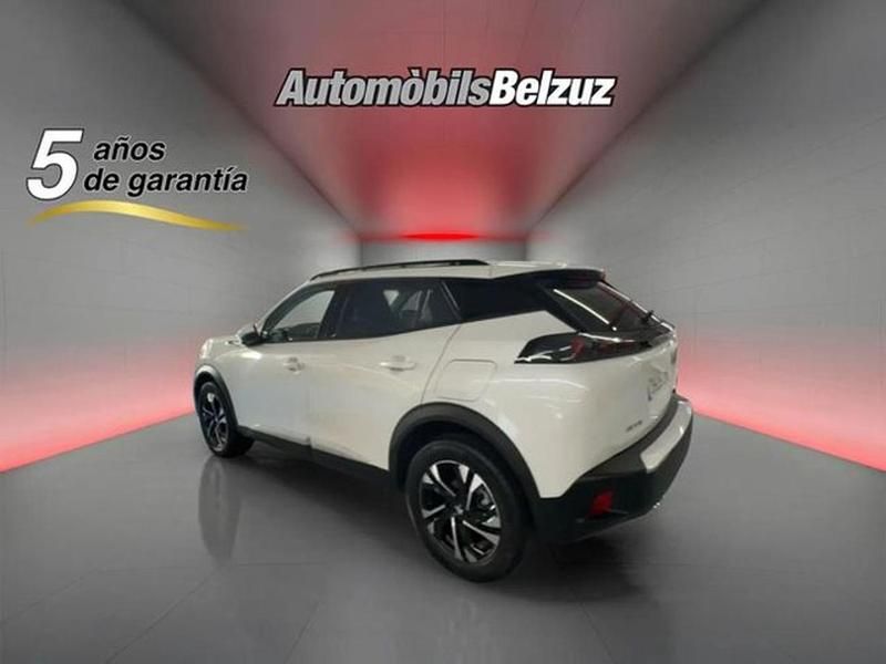 Usado Peugeot 2008 Allure 131 CV (96 kW) 2022 Blanco SUV