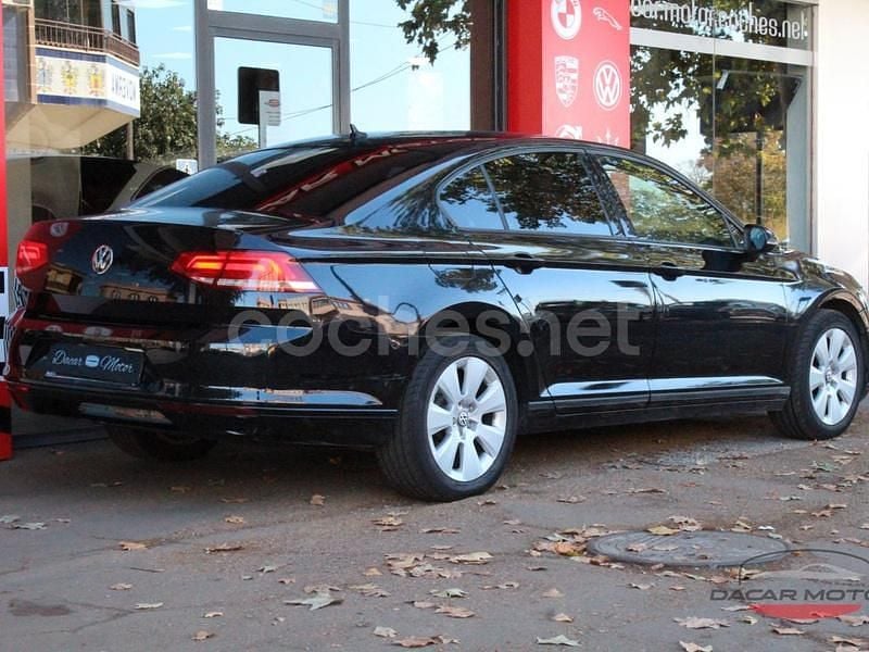 Usado VW Passat Edition 120 CV (88 kW) 2015 Negro Berlina