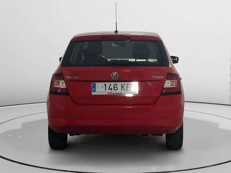 Usado Skoda Fabia Ambition 75 CV (55 kW) 2017 Rojo Utilitario