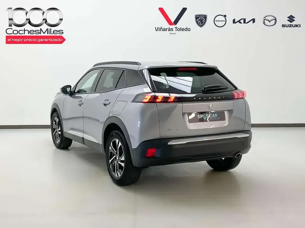 Usado Peugeot 2008 Allure 131 CV (96 kW) 2024 Gris SUV
