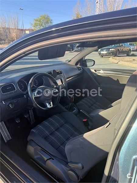 Usado VW Golf VI GTI 210 CV (154 kW) 2011 Gris / plata Utilitario