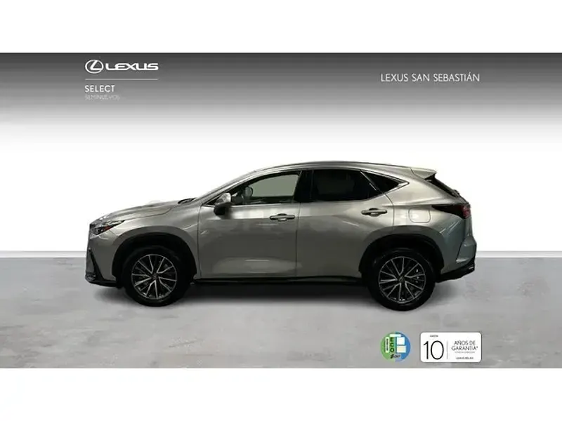 Usado Lexus NX450h+ Executive Line 306 CV (225 kW) 2022 Gris / plata SUV
