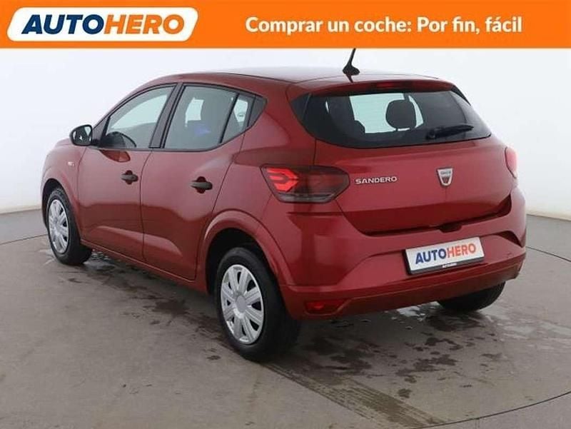 Usado Dacia Sandero Essentiel 91 CV (66 kW) 2021 Rojo Utilitario