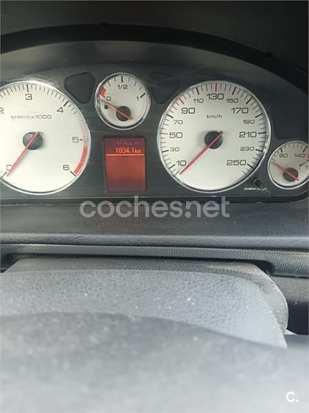 Usado Peugeot 407 Sport 136 CV (100 kW) 2004 Negro Berlina