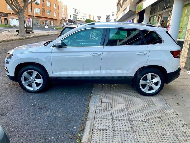 Usado Skoda Karoq Ambition 116 CV (85 kW) 2018 Blanco SUV