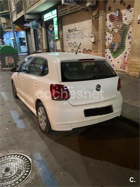 Usado VW Polo 75 CV (55 kW) 2011 Blanco Berlina