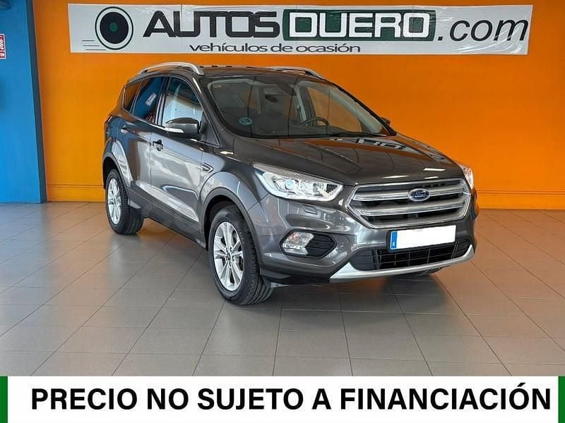 Usado Ford Kuga Titanium 120 CV (88 kW) 2017 Gris / plata SUV