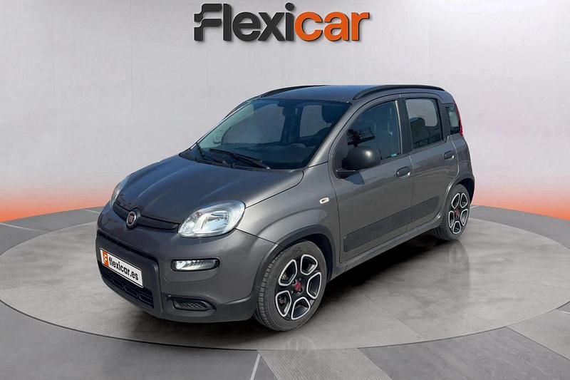 Usado Fiat Panda City Life 71 CV (52 kW) 2022 Gris Utilitario