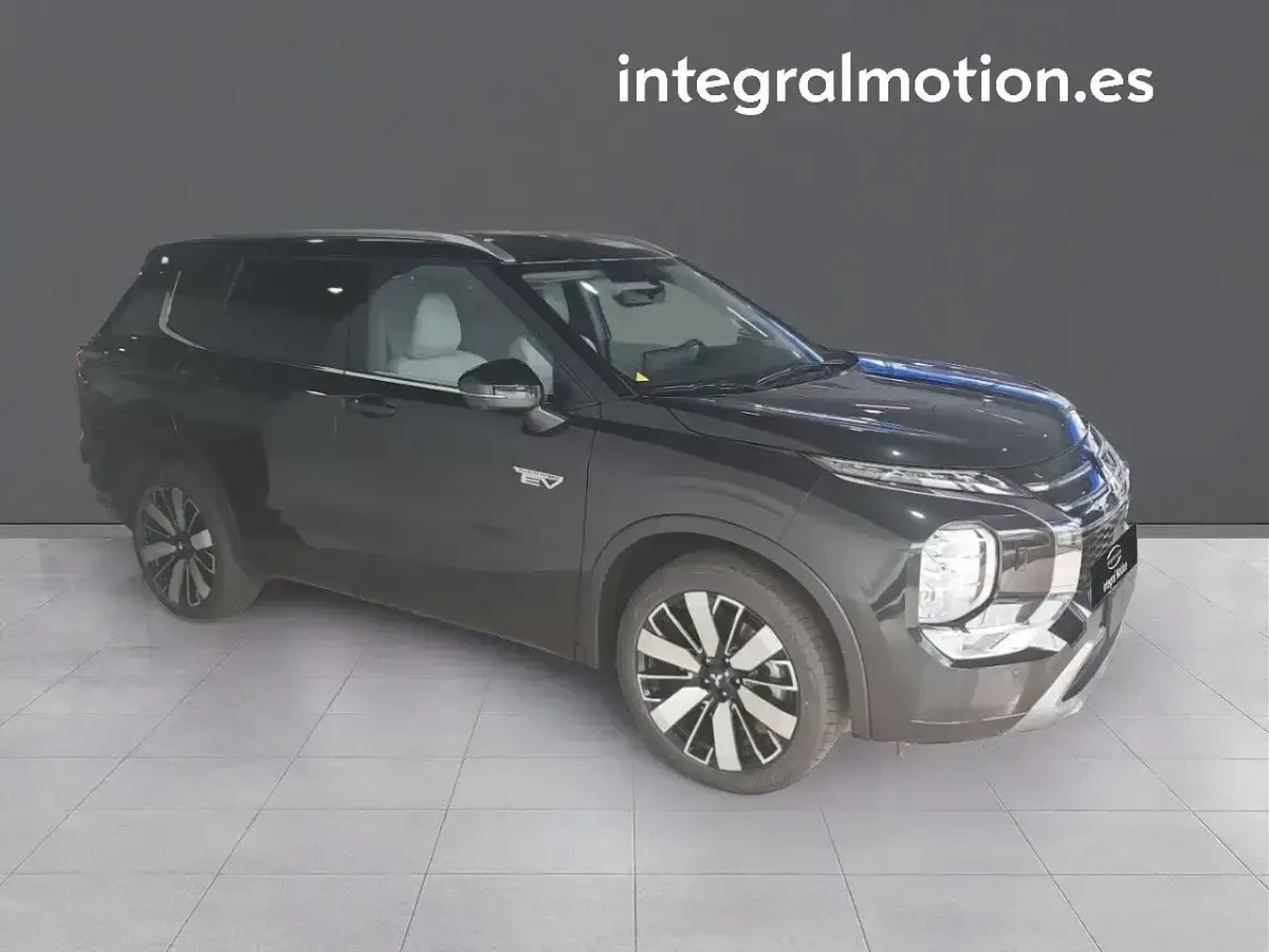 Nuevo Mitsubishi Outlander P-HEV 306 CV (225 kW) 2026 Negro
