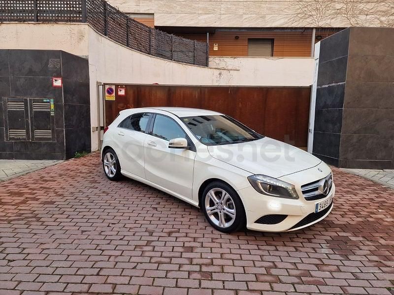 Usado Mercedes A200 Urban 136 CV (100 kW) 2016 Blanco Berlina
