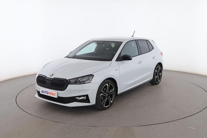 Blanco Usado 2025 Skoda Fabia Monte Carlo Utilitario | 25.599 € (Precio justo) - Imagen 1/3
