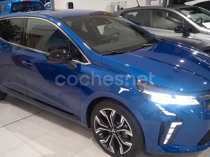 Usado Mitsubishi Colt 90 CV (66 kW) 2024 Azul Utilitario