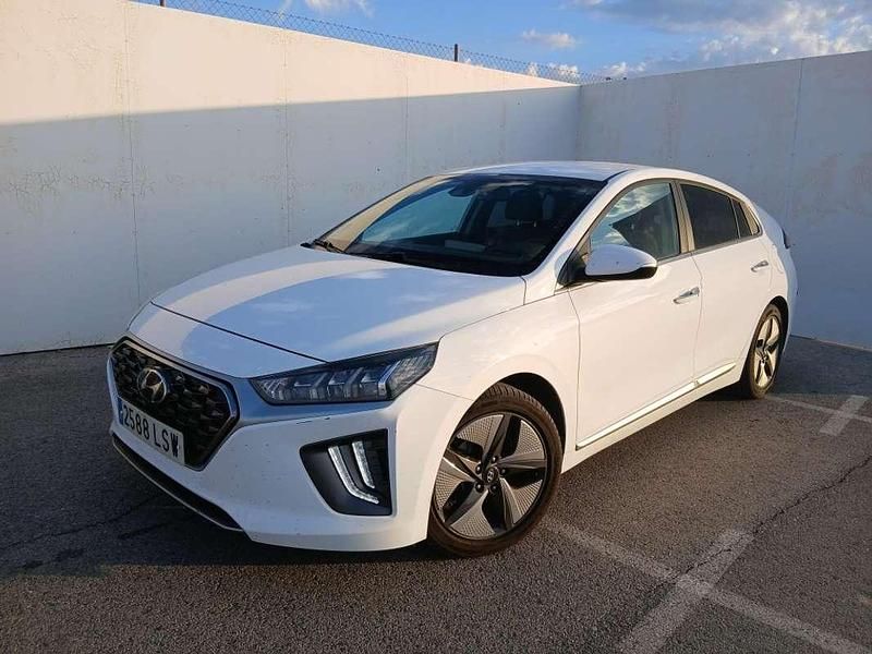 Blanco Usado 2021 Hyundai Ioniq Utilitario | 14.390 € (Precio justo) - Imagen 1/4