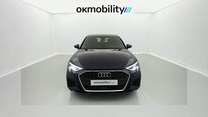 Usado Audi A3 Sportback e-tron S-Line 150 CV (110 kW) 2023 Navarrablau metallic Utilitario