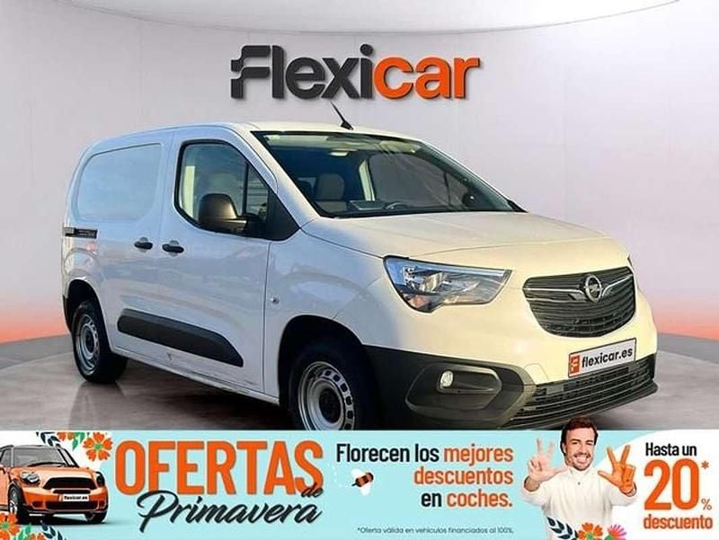 Usado Opel Combo Life Edition 102 CV (75 kW) 2022 Blanco Monovolumen