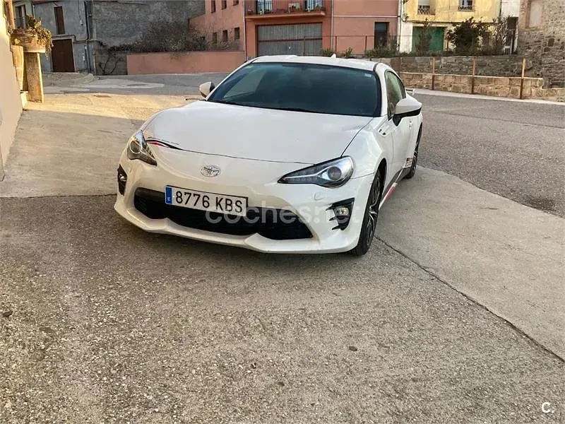 Usado Toyota GT86 GT 200 CV (147 kW) 2017 Blanco Coupe