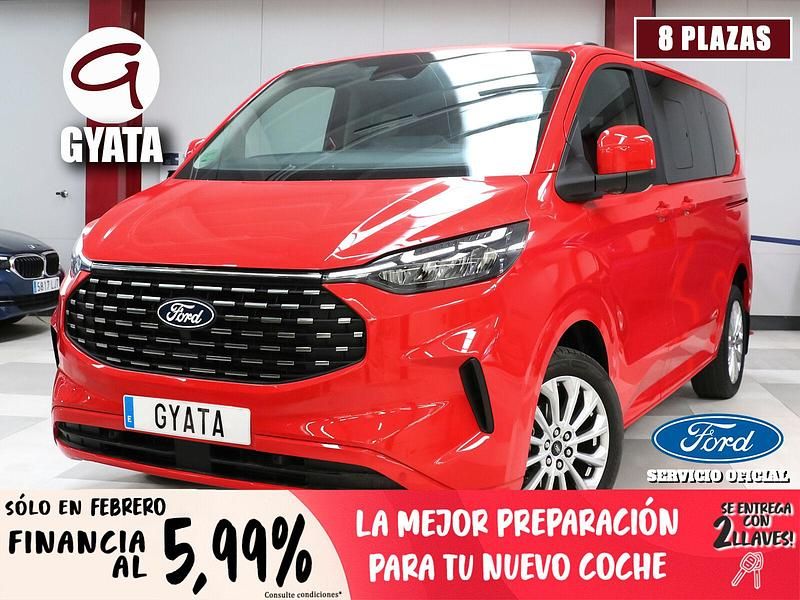 Usado Ford Tourneo Titanium 170 CV (125 kW) 2024 Rojo Monovolumen