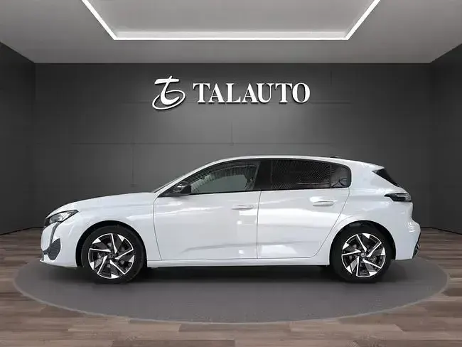 Usado Peugeot 308 Allure 130 CV (95 kW) 2024 Blanco Berlina