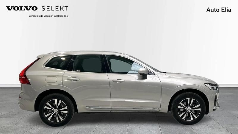 Usado Volvo XC60 Core 350 CV (257 kW) 2023 SUV