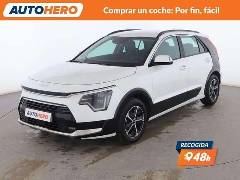 Usado Kia Niro 129 CV (94 kW) 2024 Blanco SUV