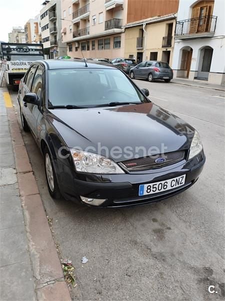 Negro Usado 2003 Ford Mondeo Ghia Berlina | 2500 € (Precio justo) - Imagen 1/4
