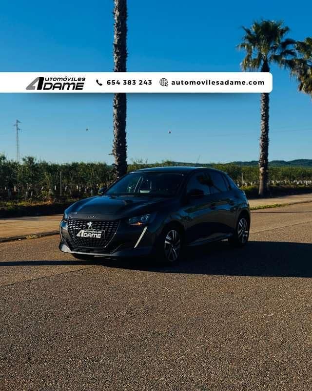 Usado Peugeot 208 Allure 102 CV (75 kW) 2023 Gris Utilitario