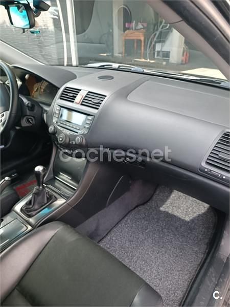 Usado Honda Accord Sport 140 CV (102 kW) 2004 Negro Berlina