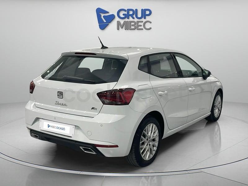 Begagnad Seat Ibiza FR 115 HK (84 kW) 2024 Vit Halvkombi