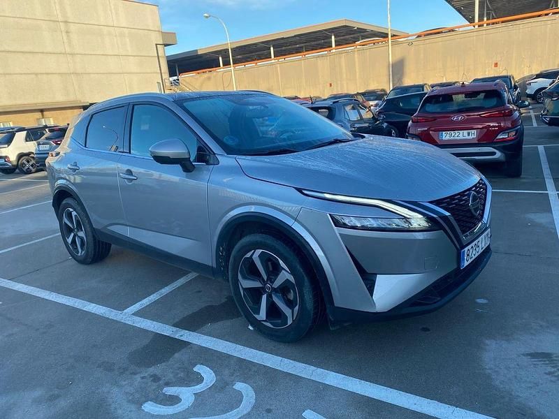 Usado Nissan Qashqai N-Connecta 140 CV (102 kW) 2021 Gris SUV