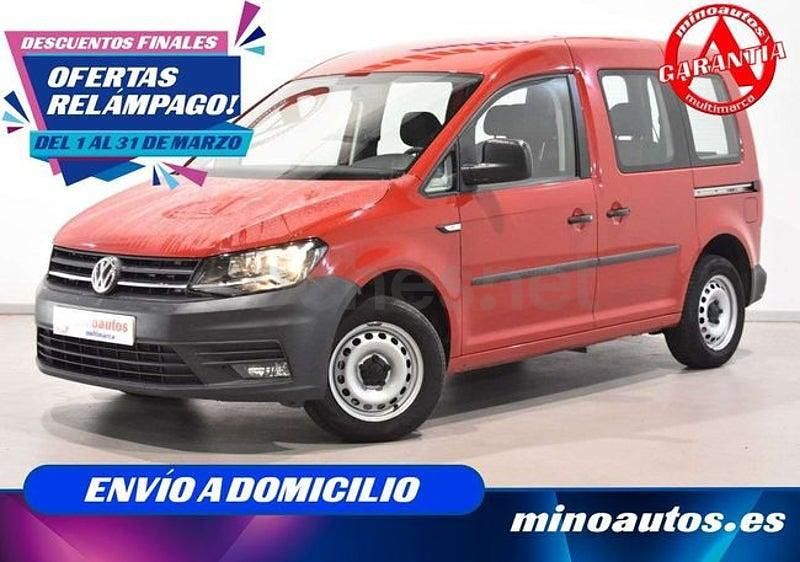 Usado VW Caddy Trendline 102 CV (75 kW) 2020 Rojo Monovolumen
