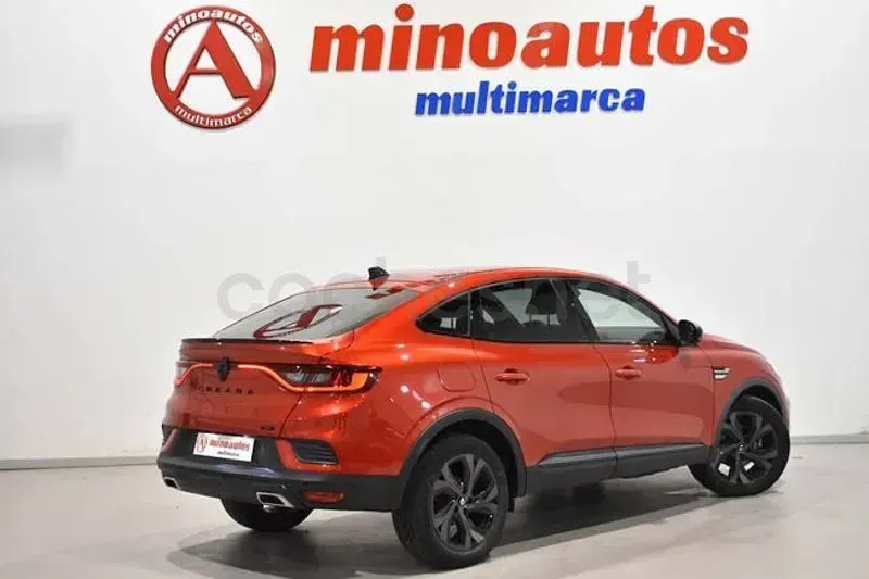 Usado Renault Arkana R.S. 145 CV (106 kW) 2023 Rojo SUV