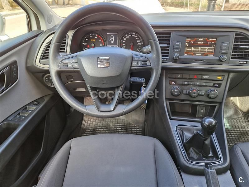 Usado Seat Leon Style 115 CV (84 kW) 2019 Blanco Berlina