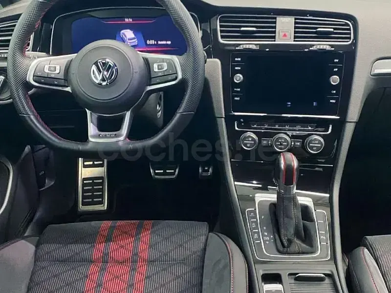 Usado VW Golf VII GTI 290 CV (213 kW) 2019 Gris / plata Berlina