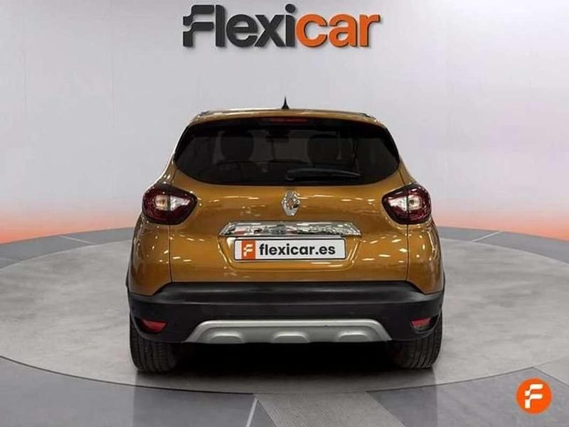 Usado Renault Captur Zen 91 CV (66 kW) 2019 Naranja SUV