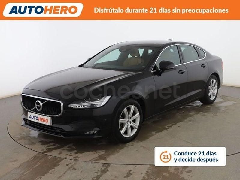 Usado Volvo S90 Momentum 190 CV (139 kW) 2018 Negro Berlina