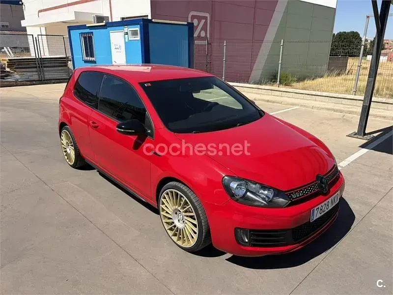 Usado VW Golf VI GTI 210 CV (154 kW) 2011 Rojo Berlina
