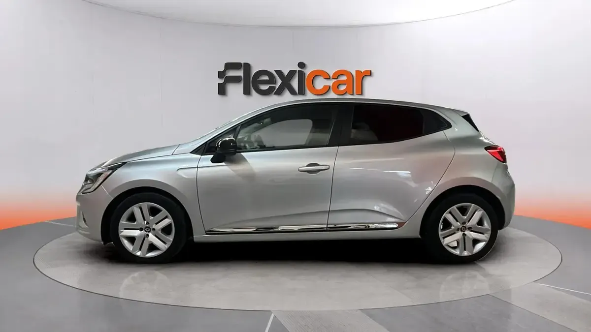Usado Renault Clio V Business 90 CV (66 kW) 2021 Gris Berlina