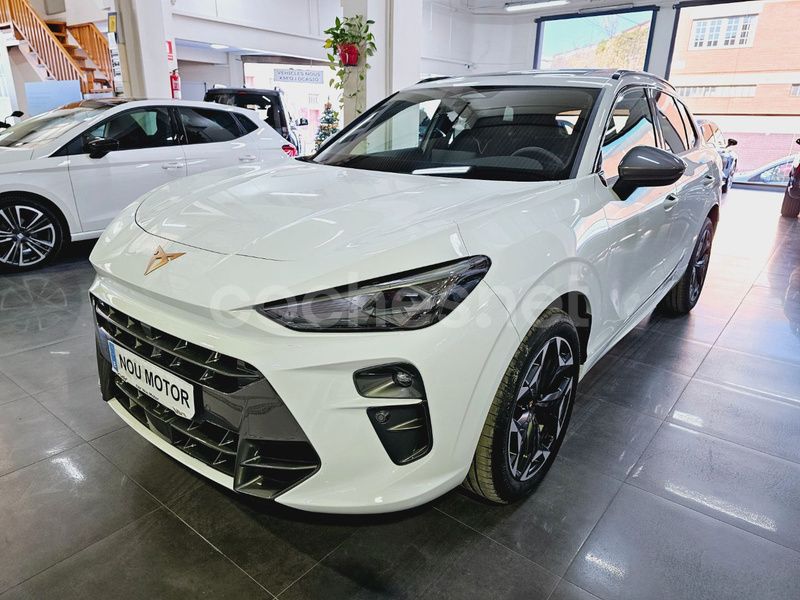Blanco Nuevo 2024 Cupra Terramar SUV | 43.900 € (Caro) - Imagen 1/4