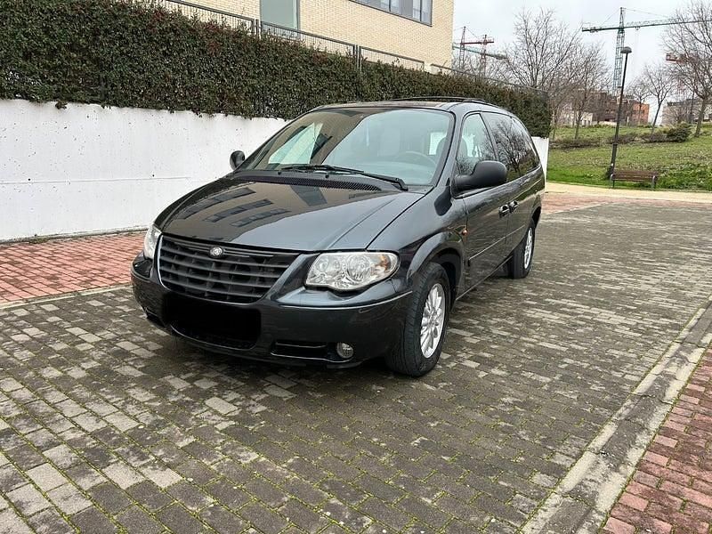 Negro Usado 2008 Chrysler Grand Voyager Limited Monovolumen | 5999 € (Buen precio) - Imagen 1/4