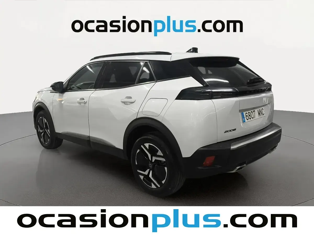Usado Peugeot 2008 Allure 130 CV (95 kW) 2024 Blanco SUV